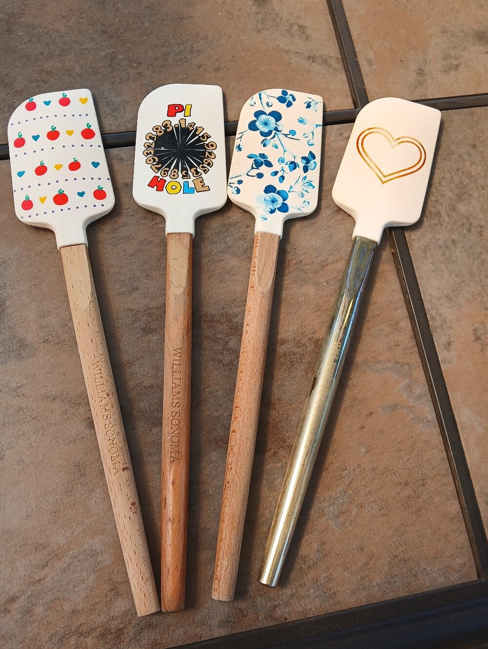 Williams Sonoma Set Of 4 Silicone Spatulas